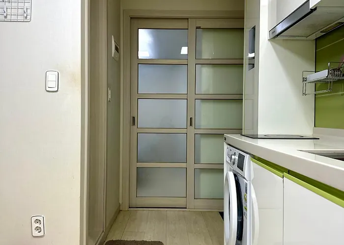 Ss Cosy Single Near Sindaebangsamgeori Station 아파트