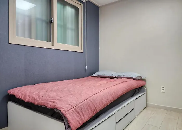 Ss Cosy Single Near Sindaebangsamgeori Station
